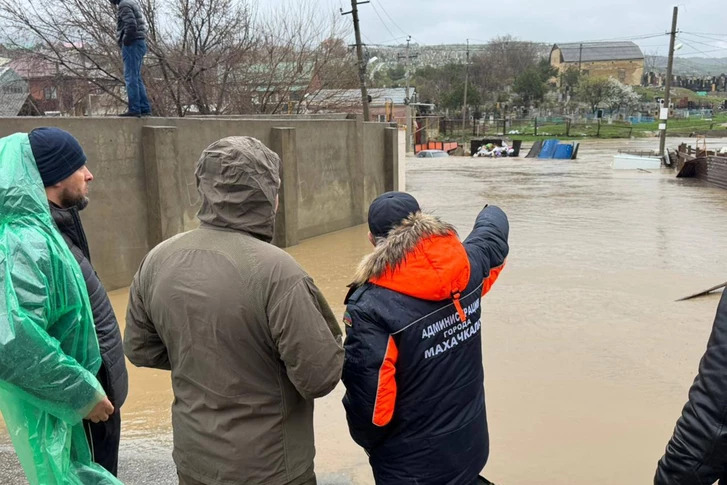 Более 3,3 тыс. человек эвакуированы из подтопленных регионов Дагестана