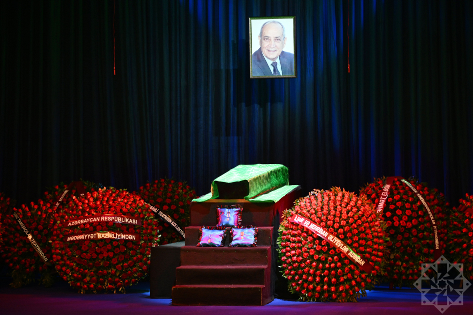 Церемония прощания с народным артистом Расимом Балаевым завершилась