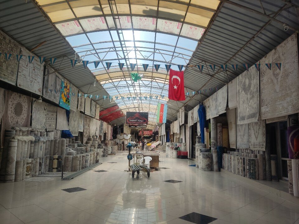 В &laquo;Садараке&raquo; распродают товары по ценам ниже себестоимости