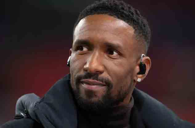 Дефо возглавил "Уокинг" из 5-й лиги Англии