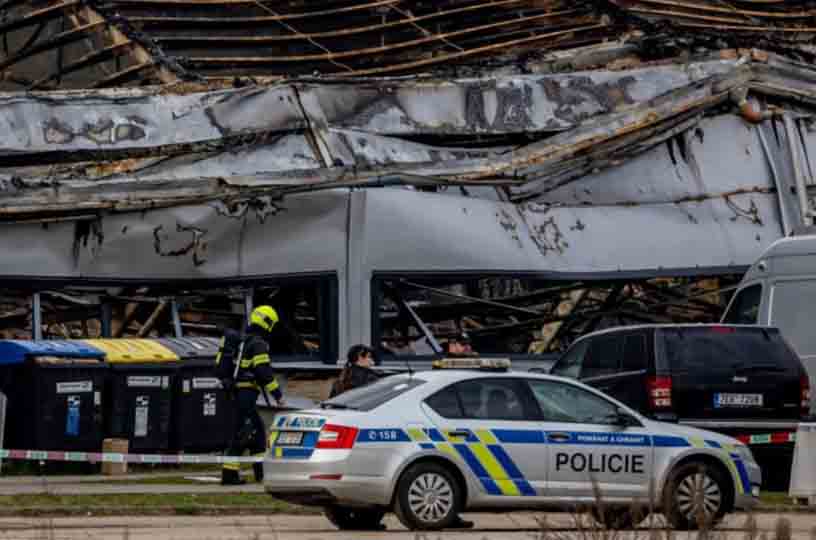 МВД Чехии: По делу о поджоге на территории оружейного завода задержаны пять человек