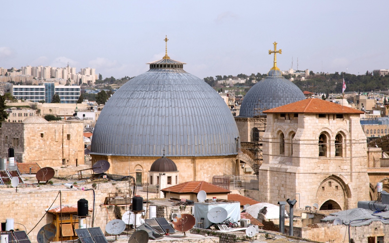 Латинскому патриарху Иерусалима все-таки разрешили пройти в храм Гроба Господня