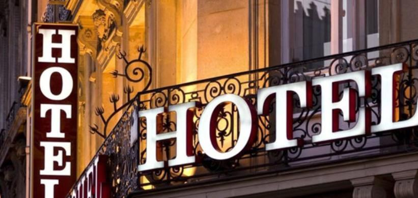 Отели Азербайджана фиксируют массовые отмены бронирований