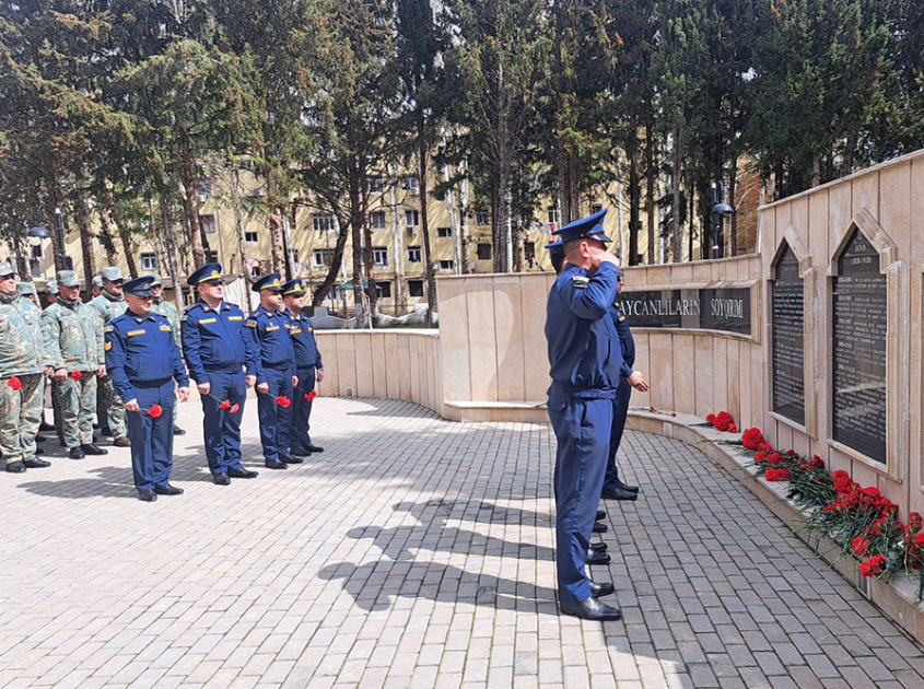 В Азербайджанской армии почтена память жертв геноцида