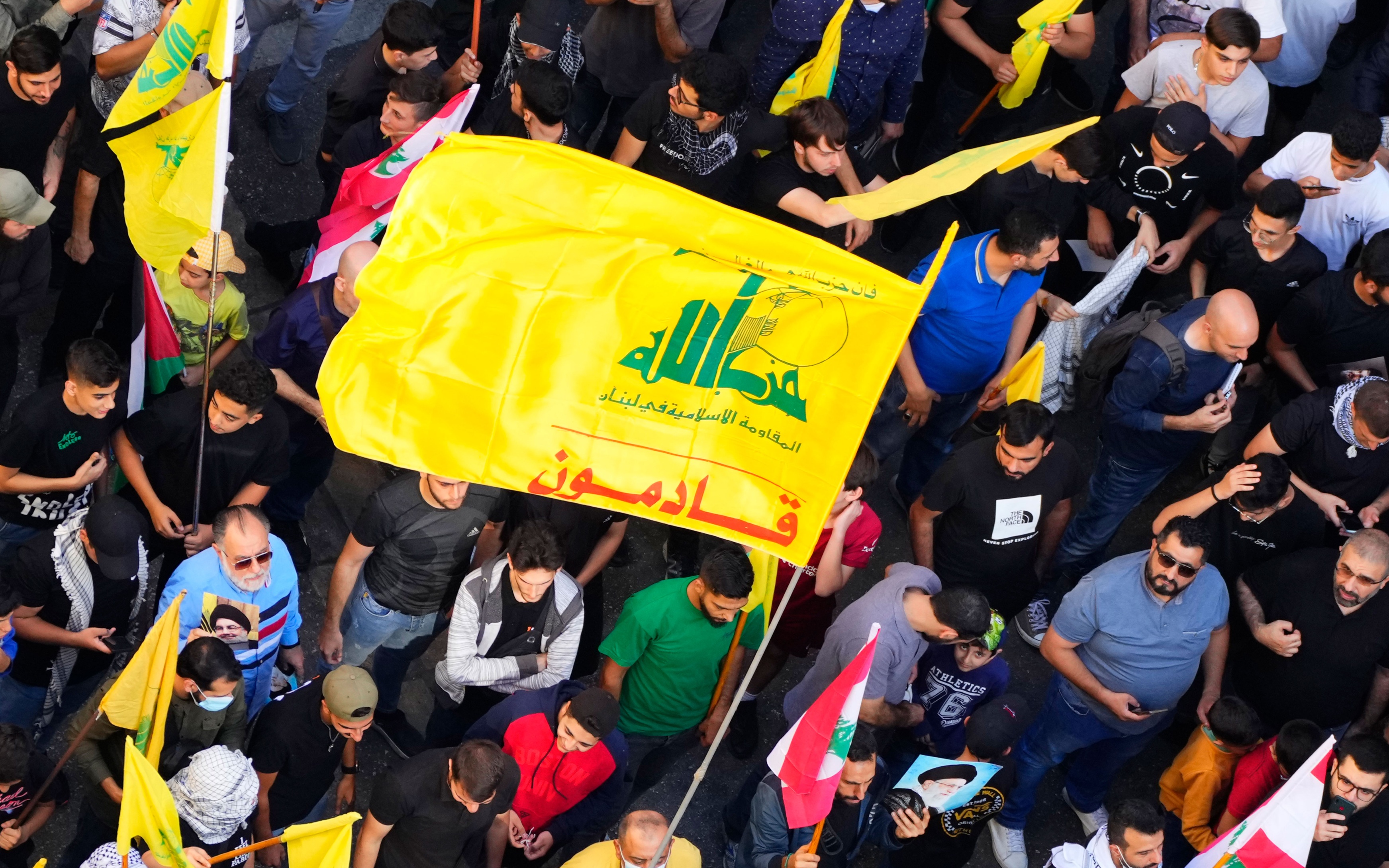 Израильский дрон-разведчик корректирует работу авиации над ливанским Бейрутом