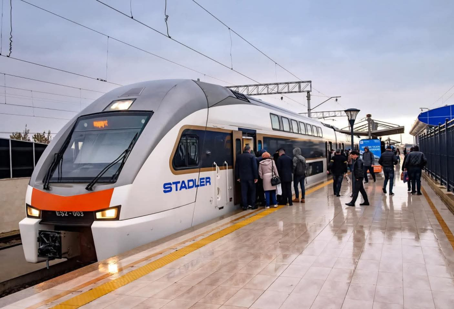 
Ночной поезд Баку-Балакян-Баку будет останавливаться на новых станциях