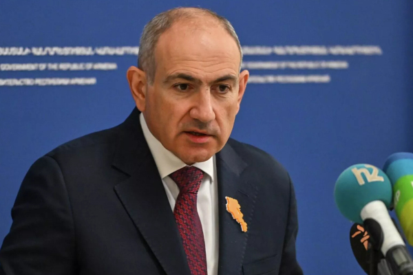 Пашинян рассказал об &laquo;успешных&raquo; переговорах с Путиным