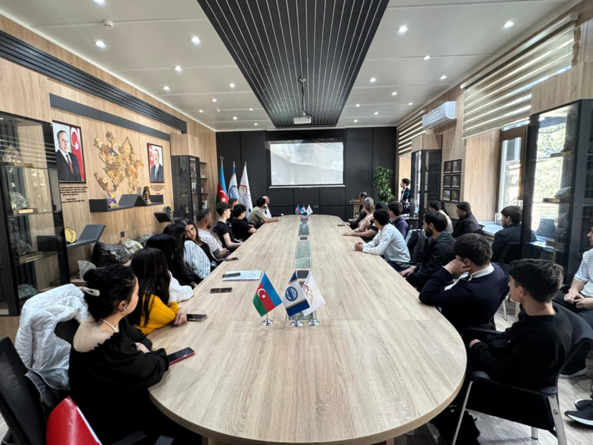 
В БГУ отмечена годовщина Апрельских боев