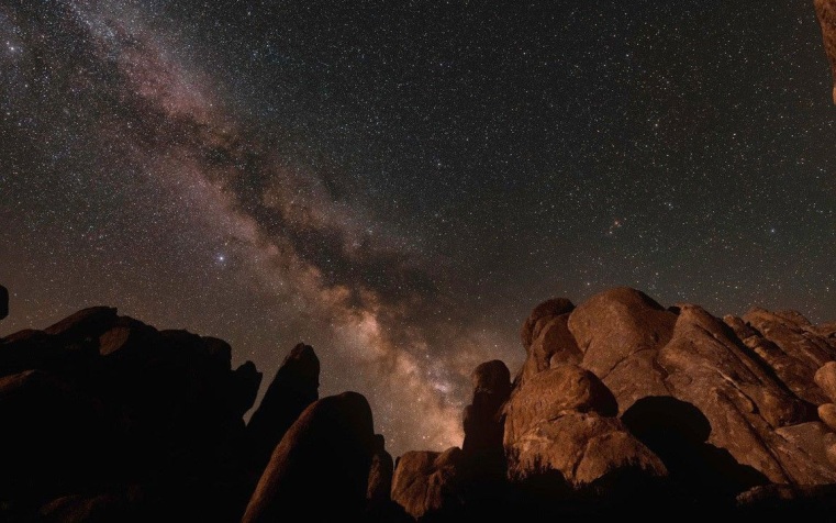 Миссия с астронавтами NASA впервые более чем за 50 лет стартовала к Луне