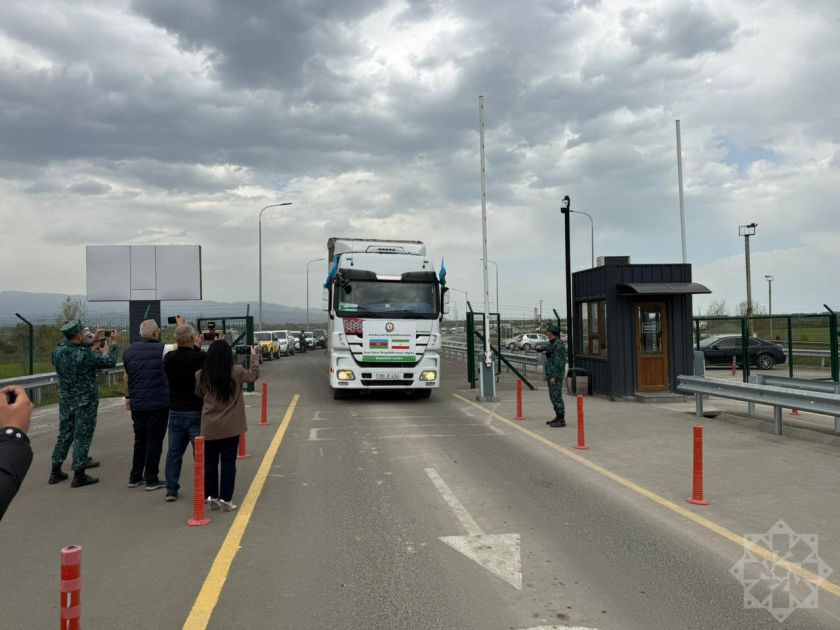 Гумпомощь для Ирана прибыла на пункт пропуска &laquo;Дженуб-Астара&raquo;