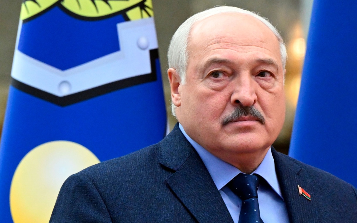 Лукашенко призывал Трампа дать Израилю самому повоевать с Ираном