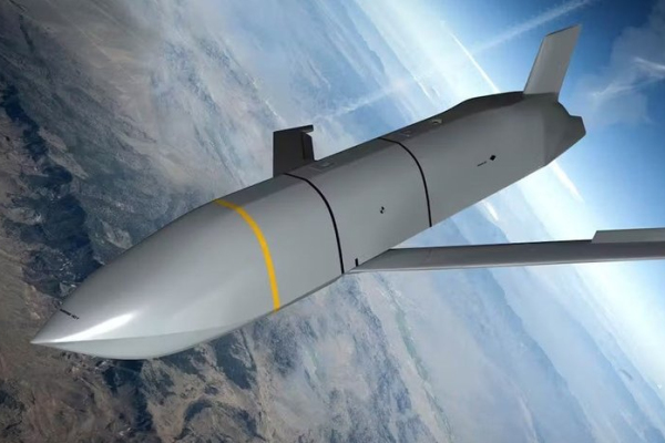 Невидимые дальнобойные ракеты США в сторону Ирана