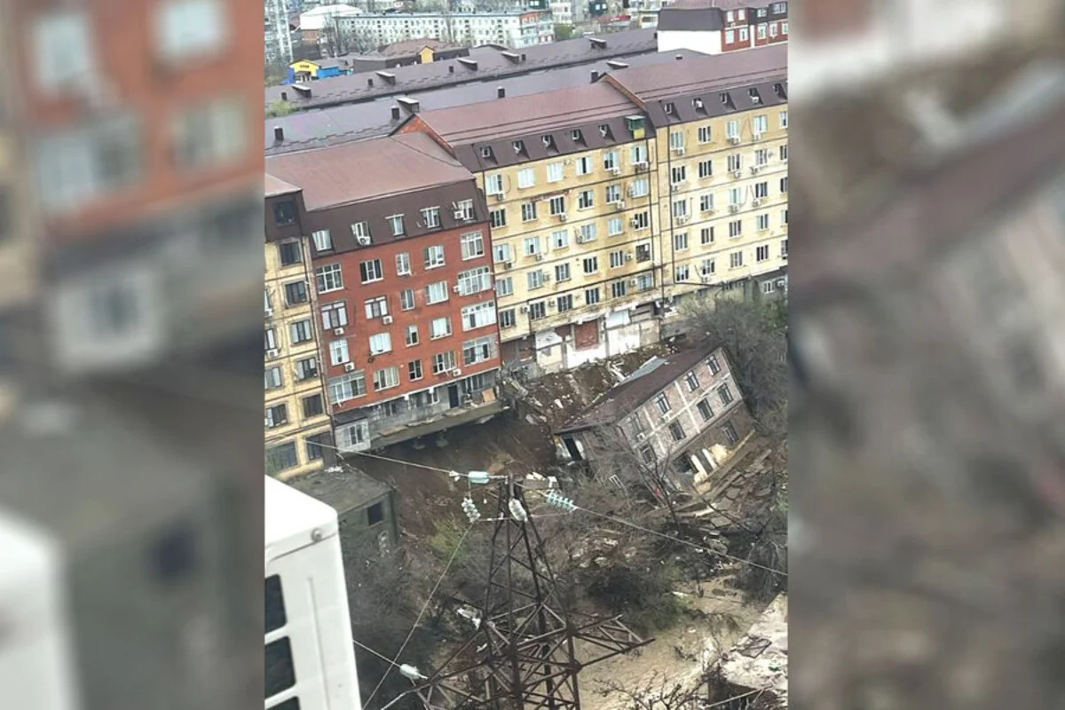 В Махачкале жилой дом обрушился из-за подтопления