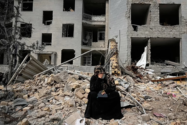 Иранский политик-реформатор из тюрьмы обратился к Трампу: Война может превратиться в &laquo;еще большую катастрофу&raquo;