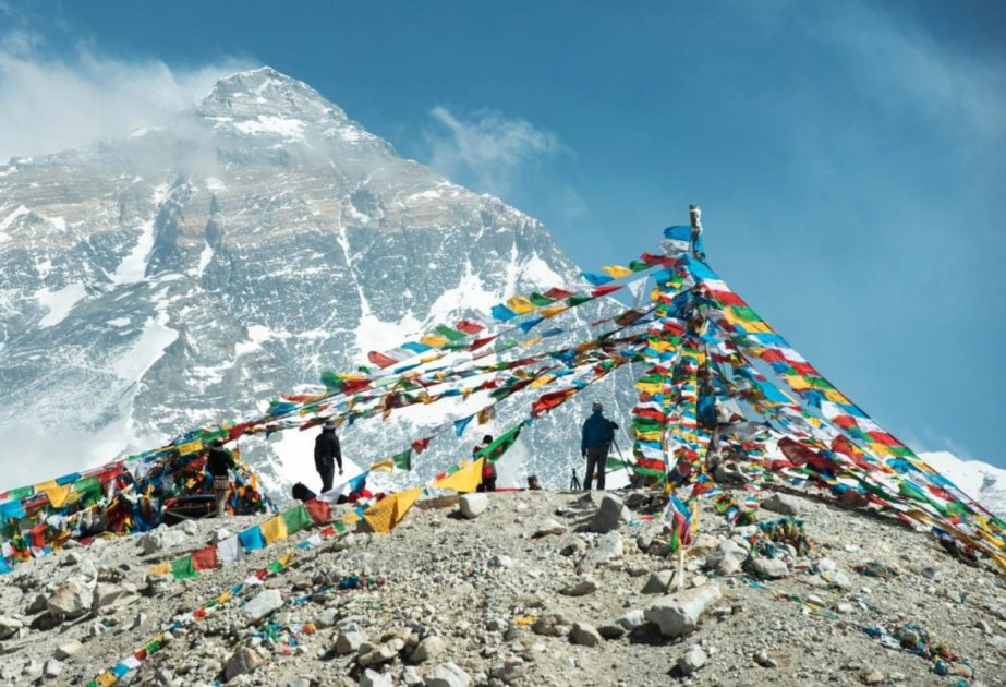 
Непальских гидов подозревают в отравлении альпинистов на Эвересте