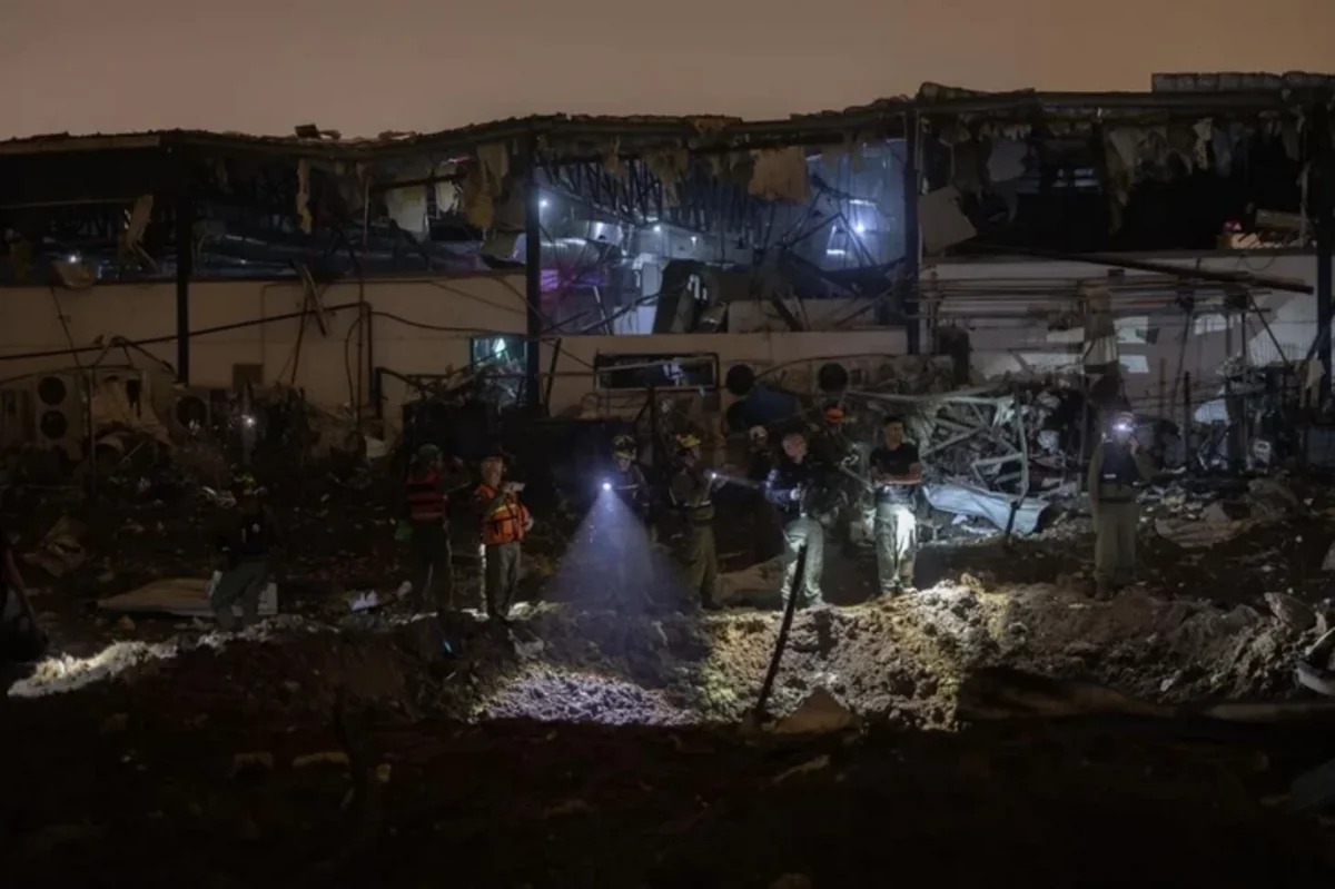 Fars: При ударе по Тегерану погибли 13 человек