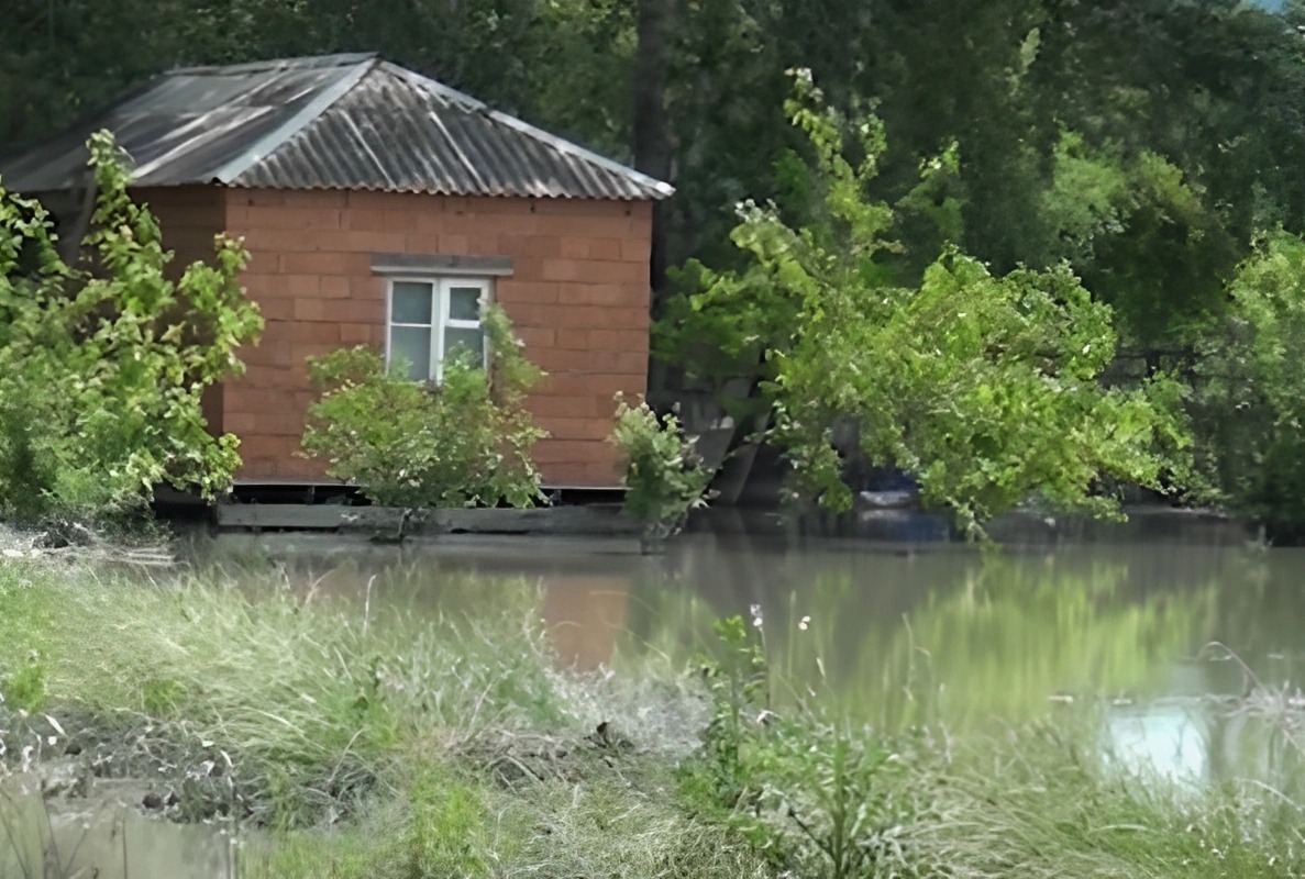 Стихия бьет по всем фронтам