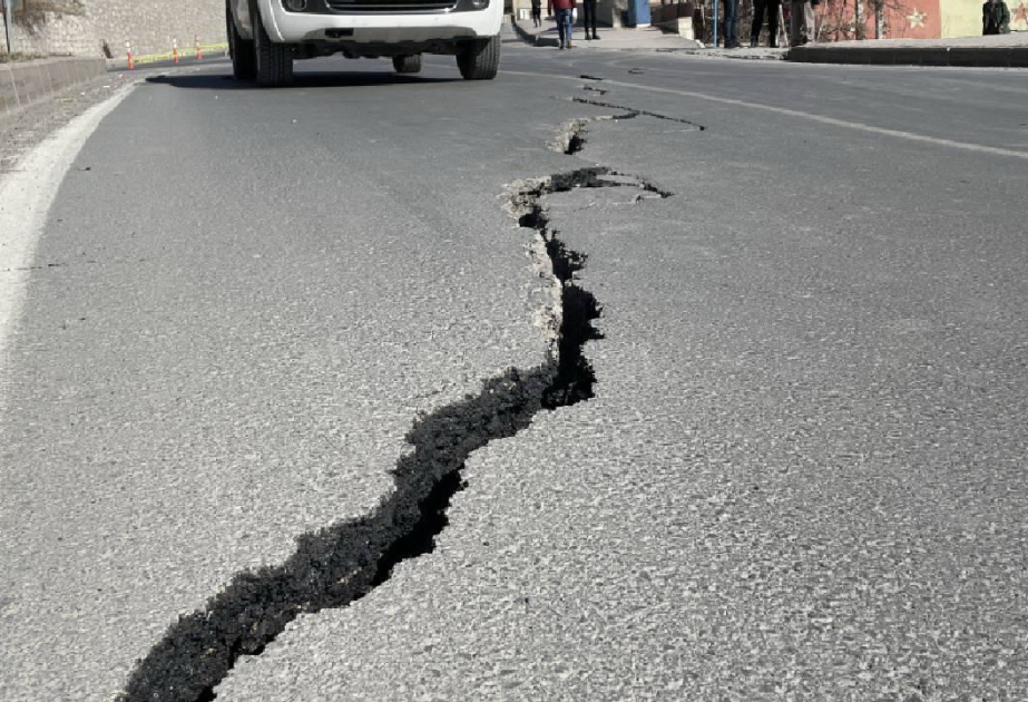 Угроза оползня на Бибиэйбатской дороге: движение ограничено - Совместное сообщение