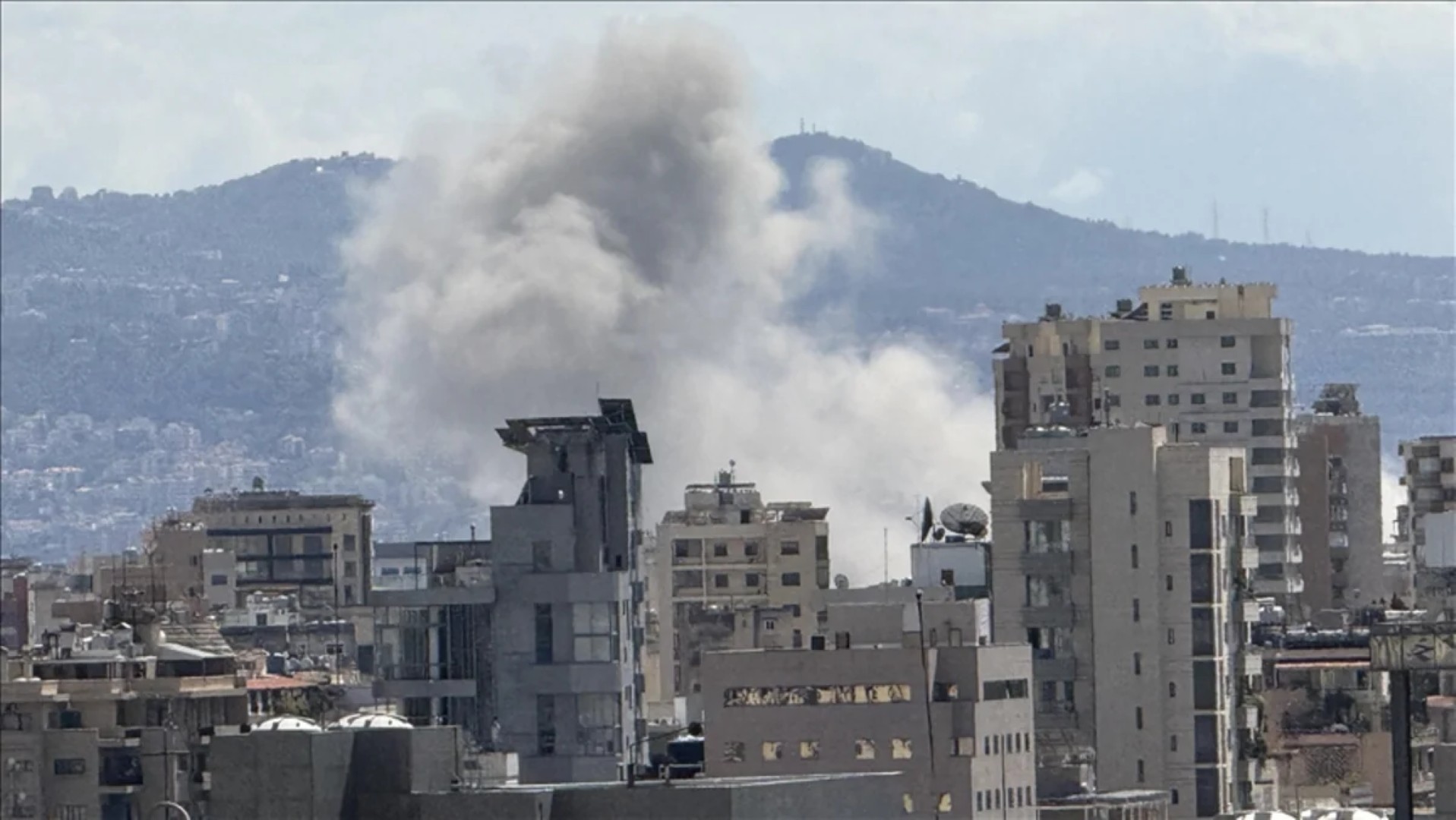 Израиль нанес удары по объектам КСИР в Тегеране