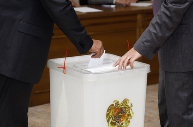 Кому бы сейчас отдали свой голос избиратели в Армении?