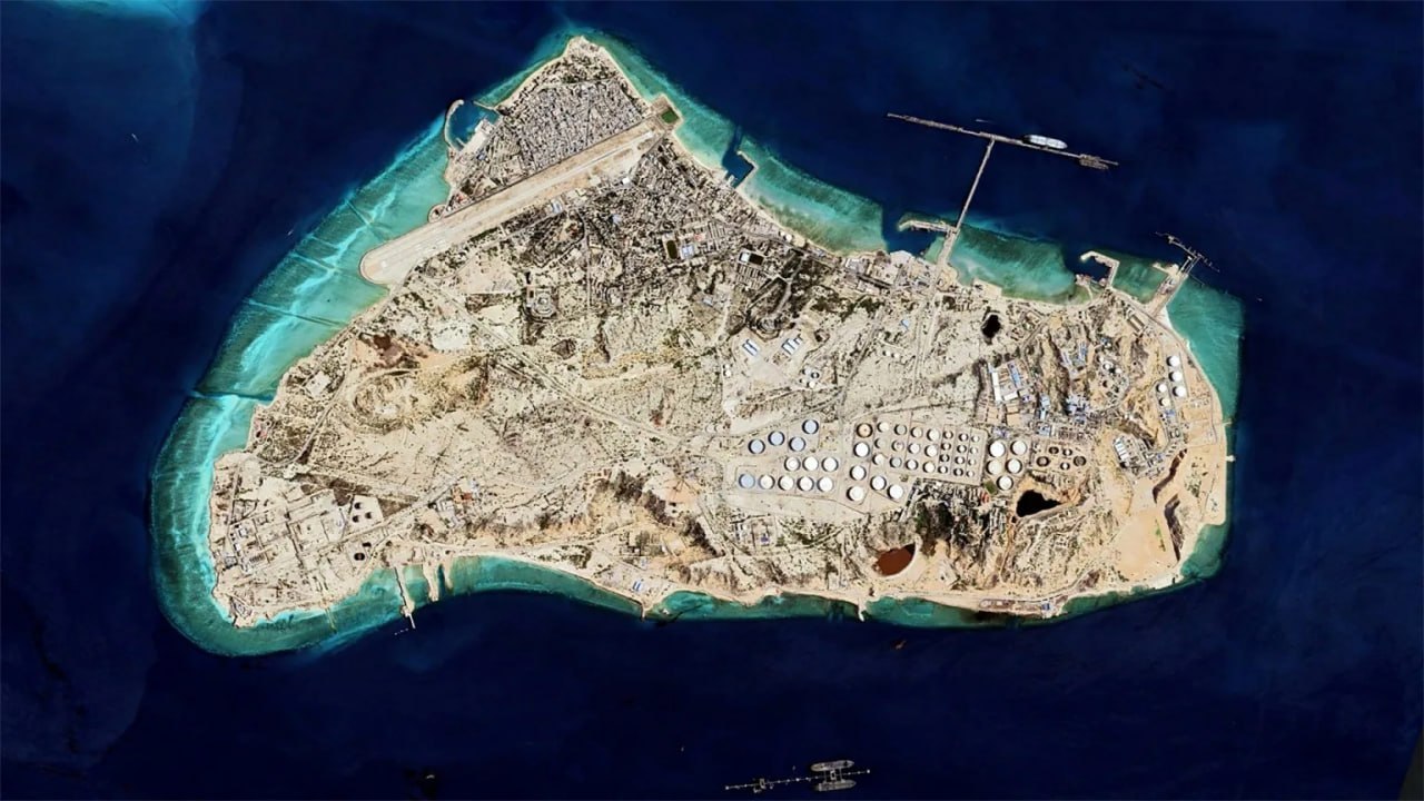 В Иране заявили, что нефтяные объекты острова Харк не пострадали при ударе