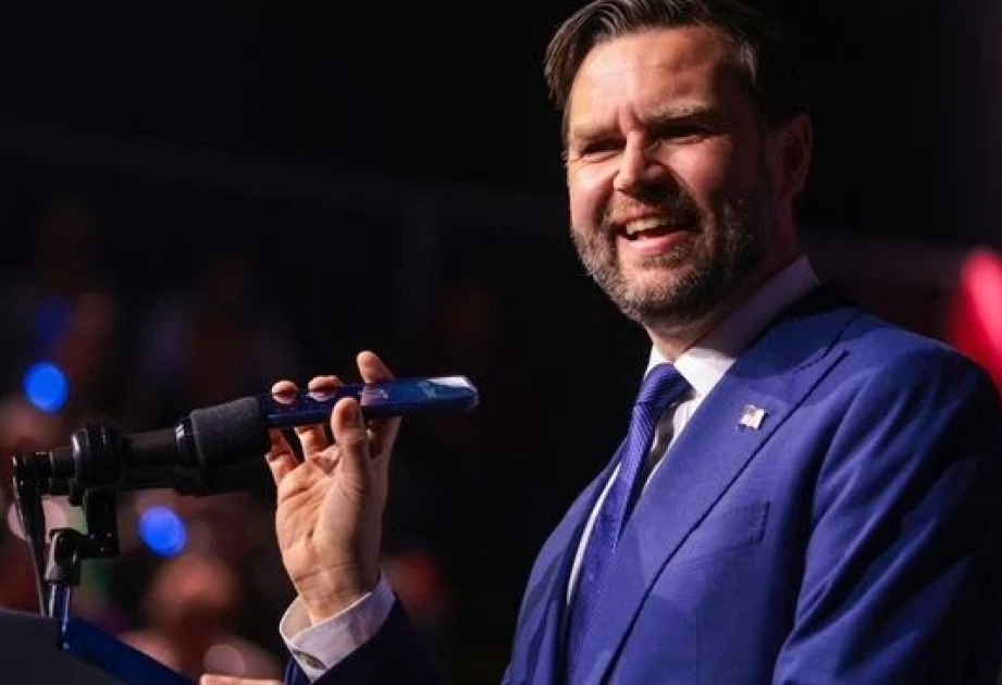 
Звонок во время митинга: Трамп лично поддержал Орбана