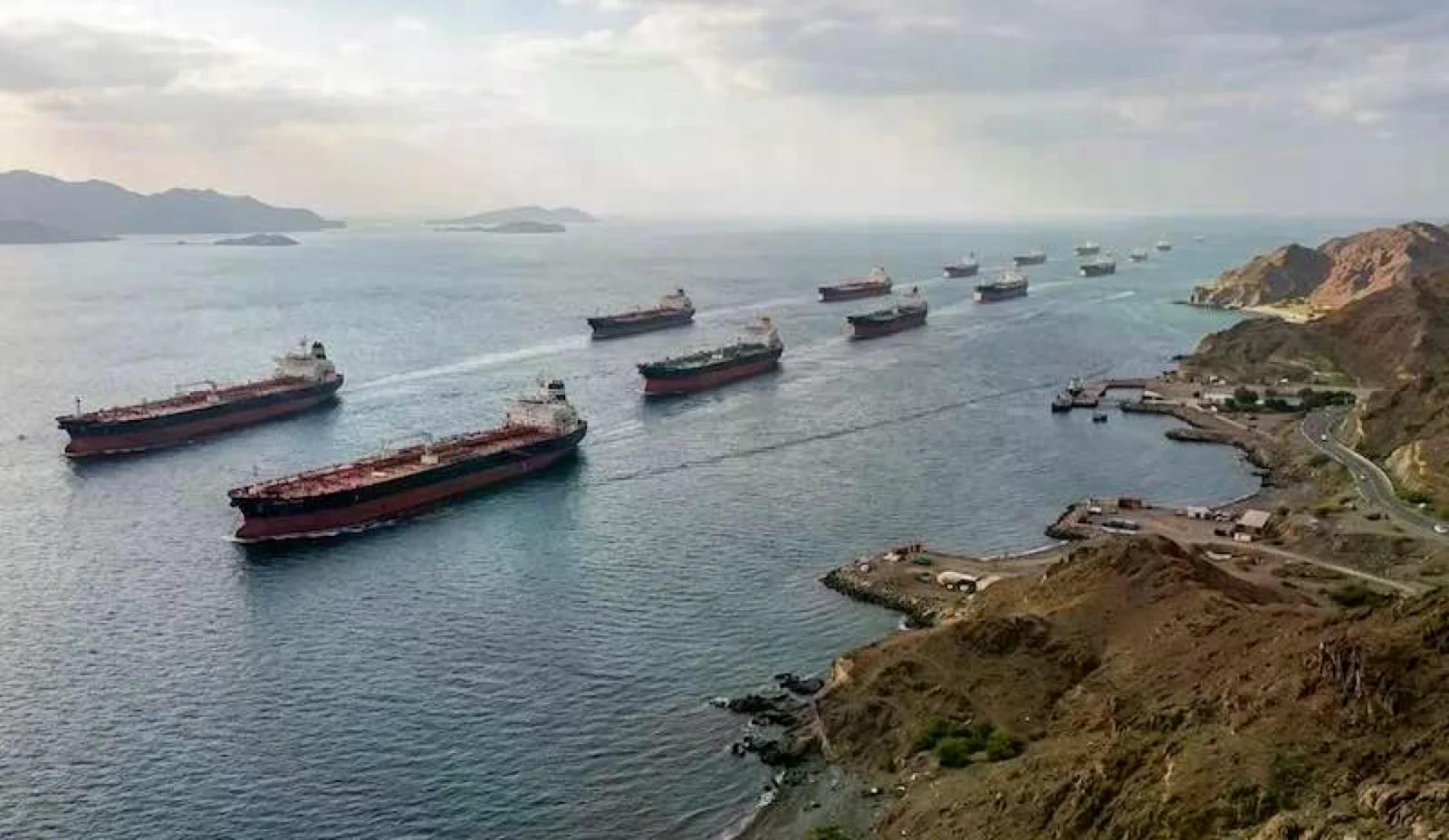 Marine Traffic: Движение судов в Ормузском проливе возобновилось