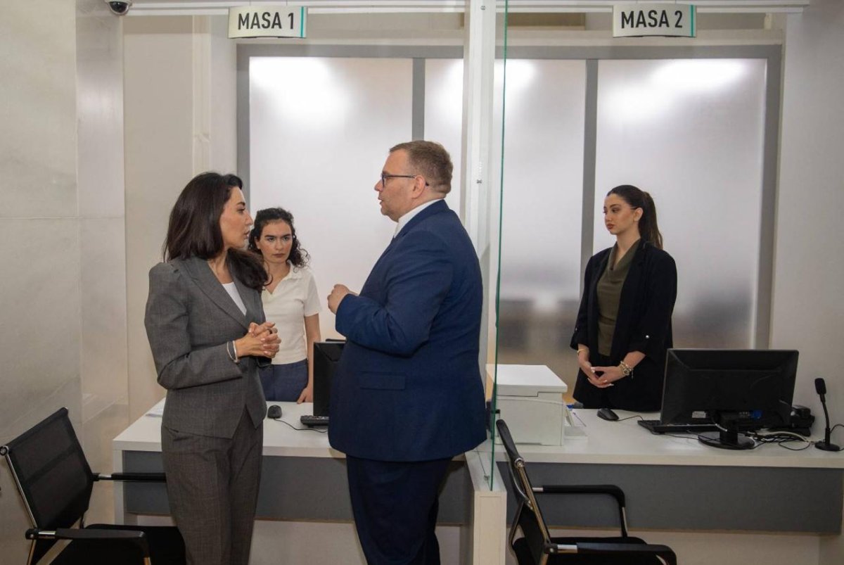 Словацкий омбудсмен в Баку
