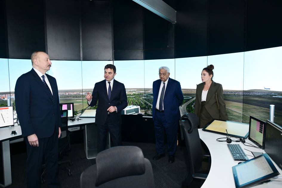 
Президент Ильхам Алиев принял участие в открытии Международного учебного центра в Национальной академии авиации