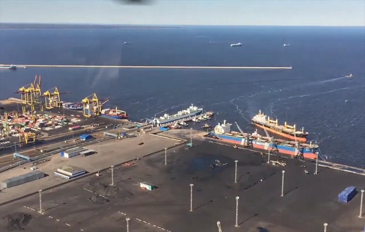 Рухнул балтийский нефтеэкспорт России