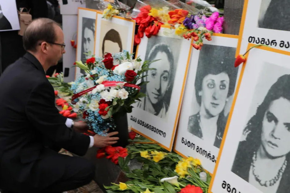 
В Грузии чтят память жертв 9 апреля