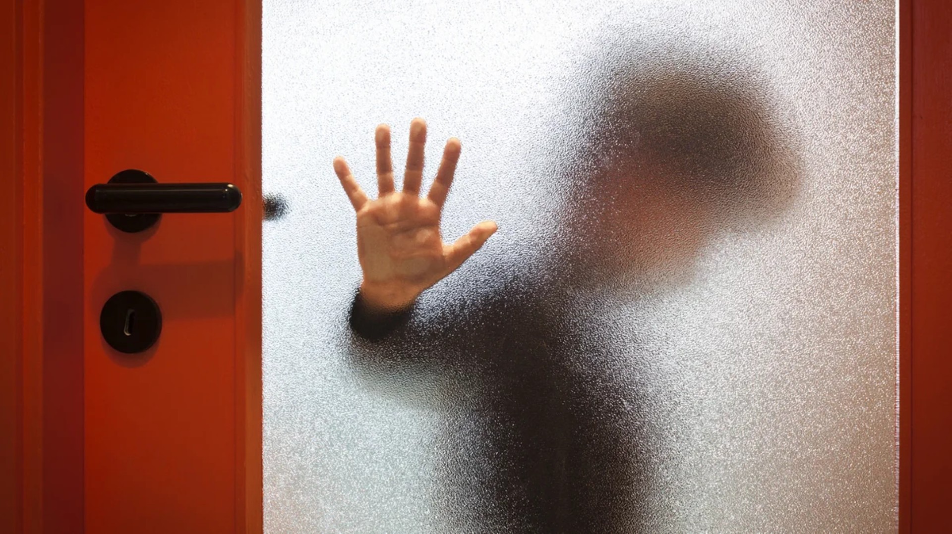 
В Товузе родители отказались от троих сыновей