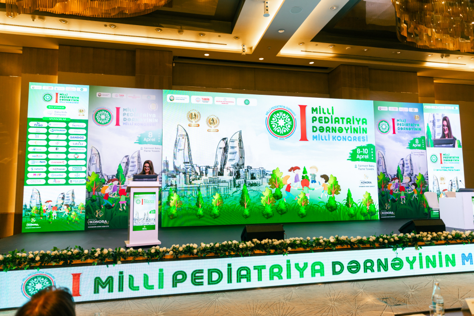 
В Баку съехались педиатры со всей страны