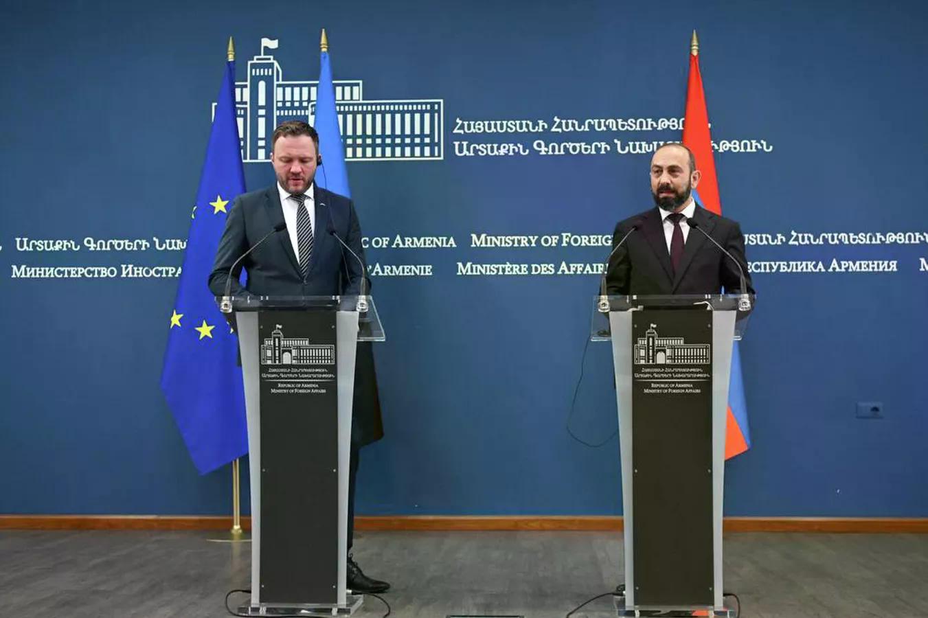 Глава МИД Армении снова вспомнил о военных преступниках 