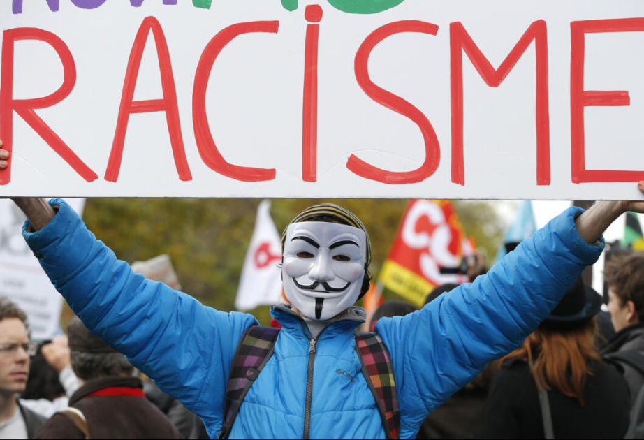 
Le Figaro: Исследование выявило повсеместность расизма во Франции