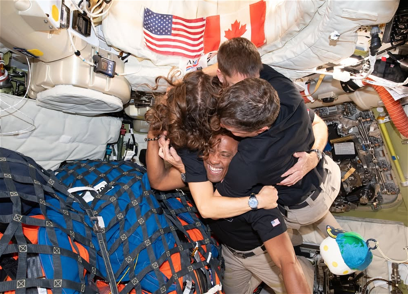 Лунная миссия &laquo;Артемида-2&raquo; успешно завершена, космонавты вернулись домой