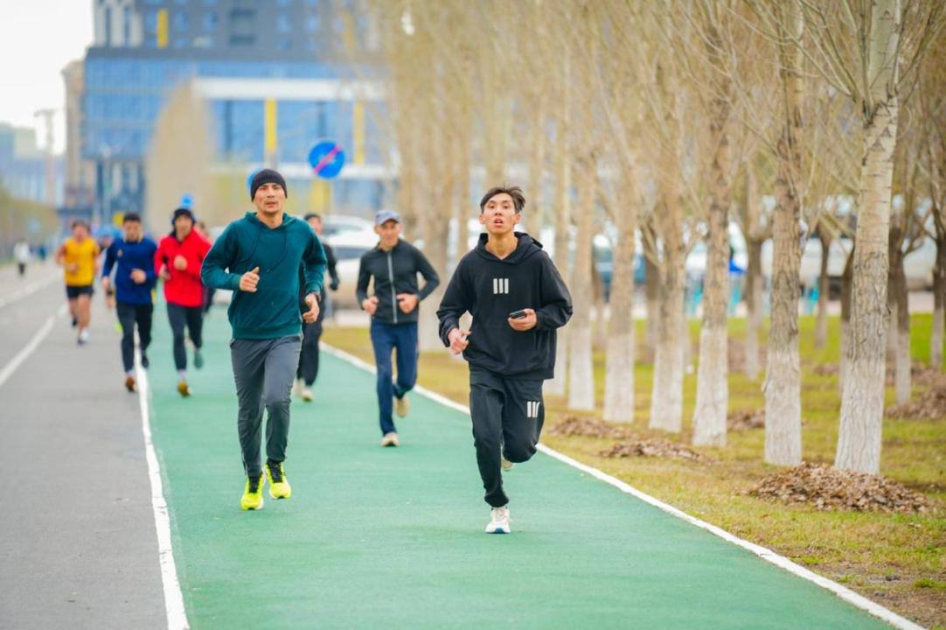 1500 человек открыли беговой сезон в Астане