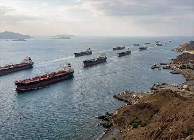 Через Ормузский пролив прошли несколько судов на фоне готовящихся переговоров