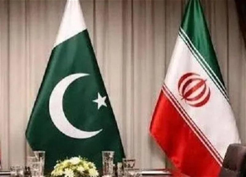 Делегация Ирана провела вторую встречу с главкомом армии Пакистана
