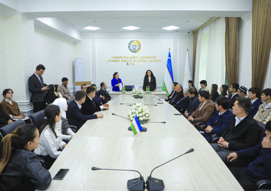 Азербайджанские ученые прочитали лекции в университетах Узбекистана