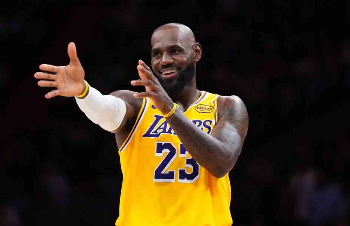 Леброн Джеймс - четвёртый игрок в истории НБА, отдавший 12 000 передач