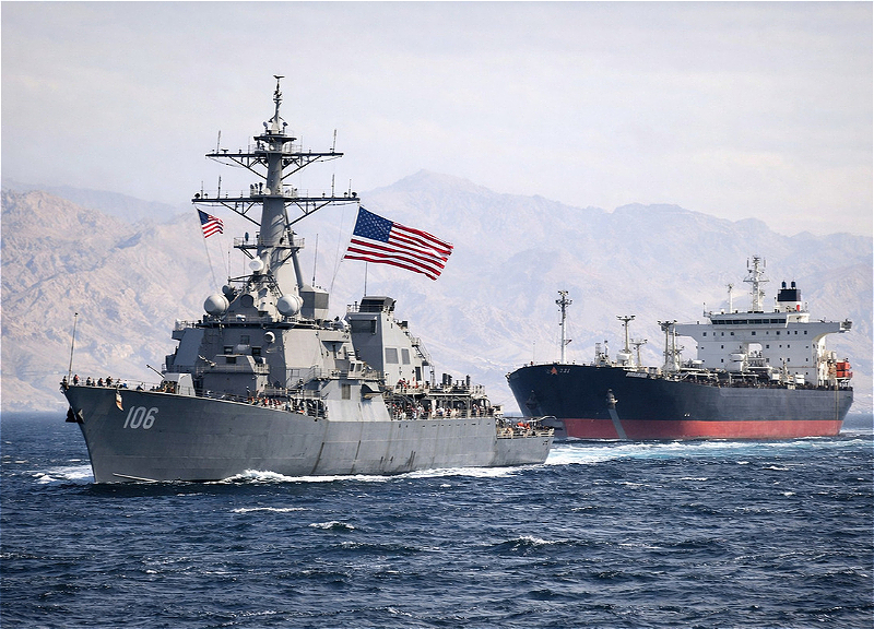 ВС Ирана опровергли сообщение о проходе корабля США через Ормузский пролив