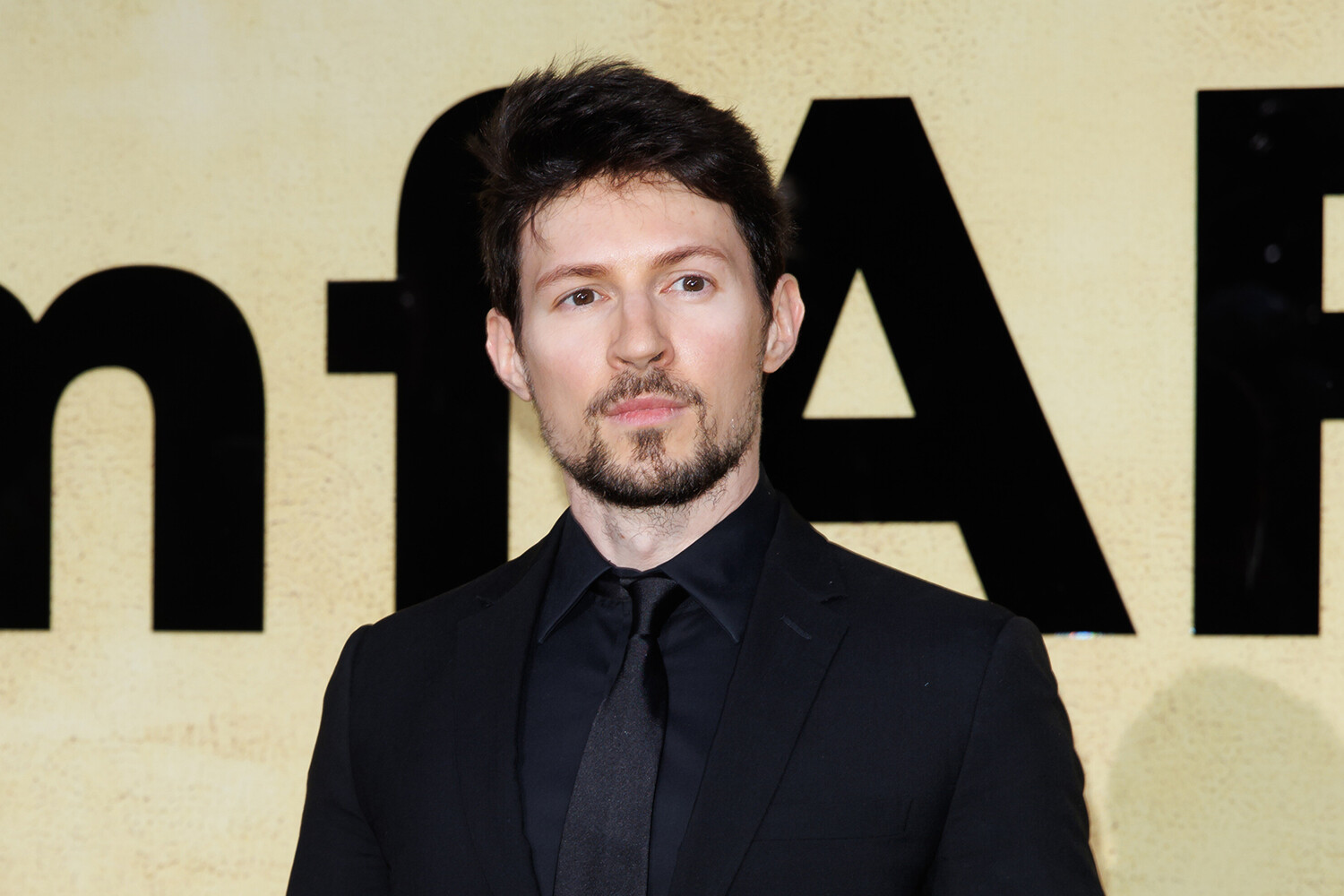 WhatsApp ответил на критику Дурова