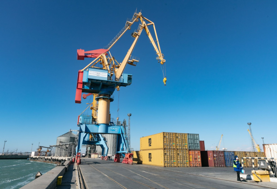 
Казахстан ускоряет развитие Транскаспийского международного транспортного маршрута