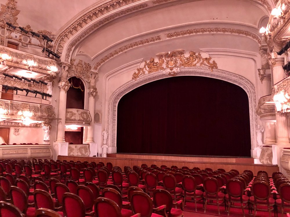 Театр без права на компромисс