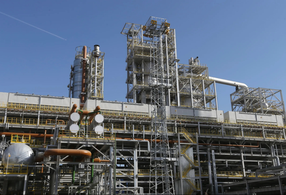 Казахстан форсирует строительство газоперерабатывающего завода на Карачаганаке