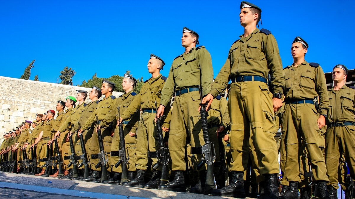 Армия Израиля наготове