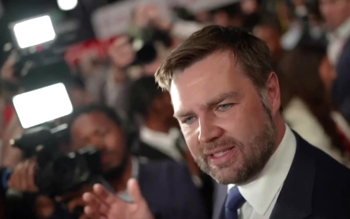 Вэнс рассказал, что случится, если Иран не откроет Ормузский пролив для судов