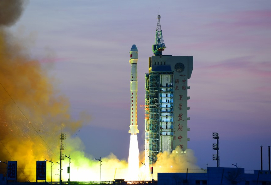 
Китай успешно запустил спутник для комплексного зондирования парникового газа