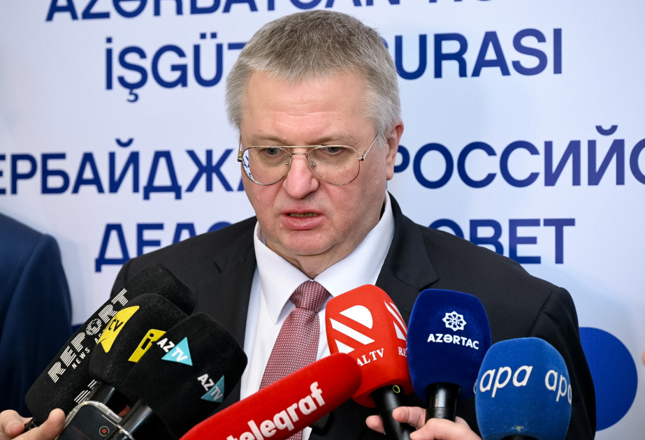 
Алексей Оверчук: Деловым кругам предложено активнее использовать потенциал коридора &laquo;Север &ndash; Юг&raquo;